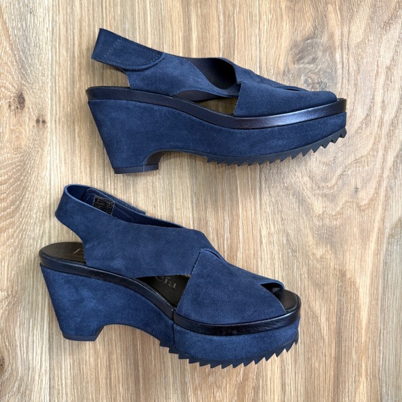 Pedro Garcia Shoes - Pedro Garcia Navy Suede Slingback Platform Sandals EU 36.5